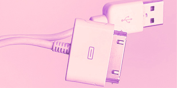 USB-A to Apple 30-pin